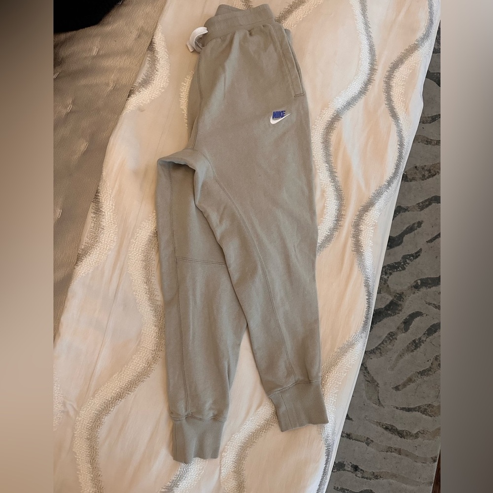 Tan nike sweatpants